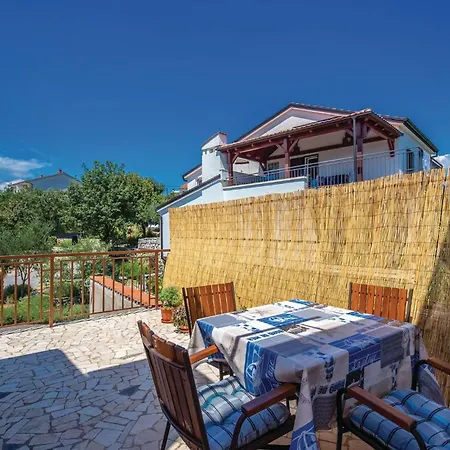 Gorgeous In With Kitchen Crikvenica